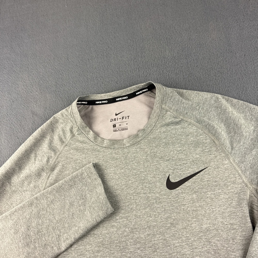 Nike Shirt Men's M Gray Nike Pro Dri-Fit Long Sleeve Compression BV5594-085